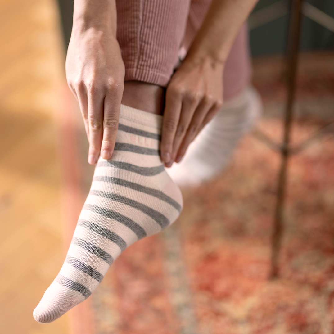 sockshopuk's tweet photo. So many cute styles to choose from in our #ELLE collection, but we're a sucker for classic stripes...

#socks #stripes #ellesocks #sockshop #feelgoodfromthefeetup https://t.co/Jhjr1xaKEL