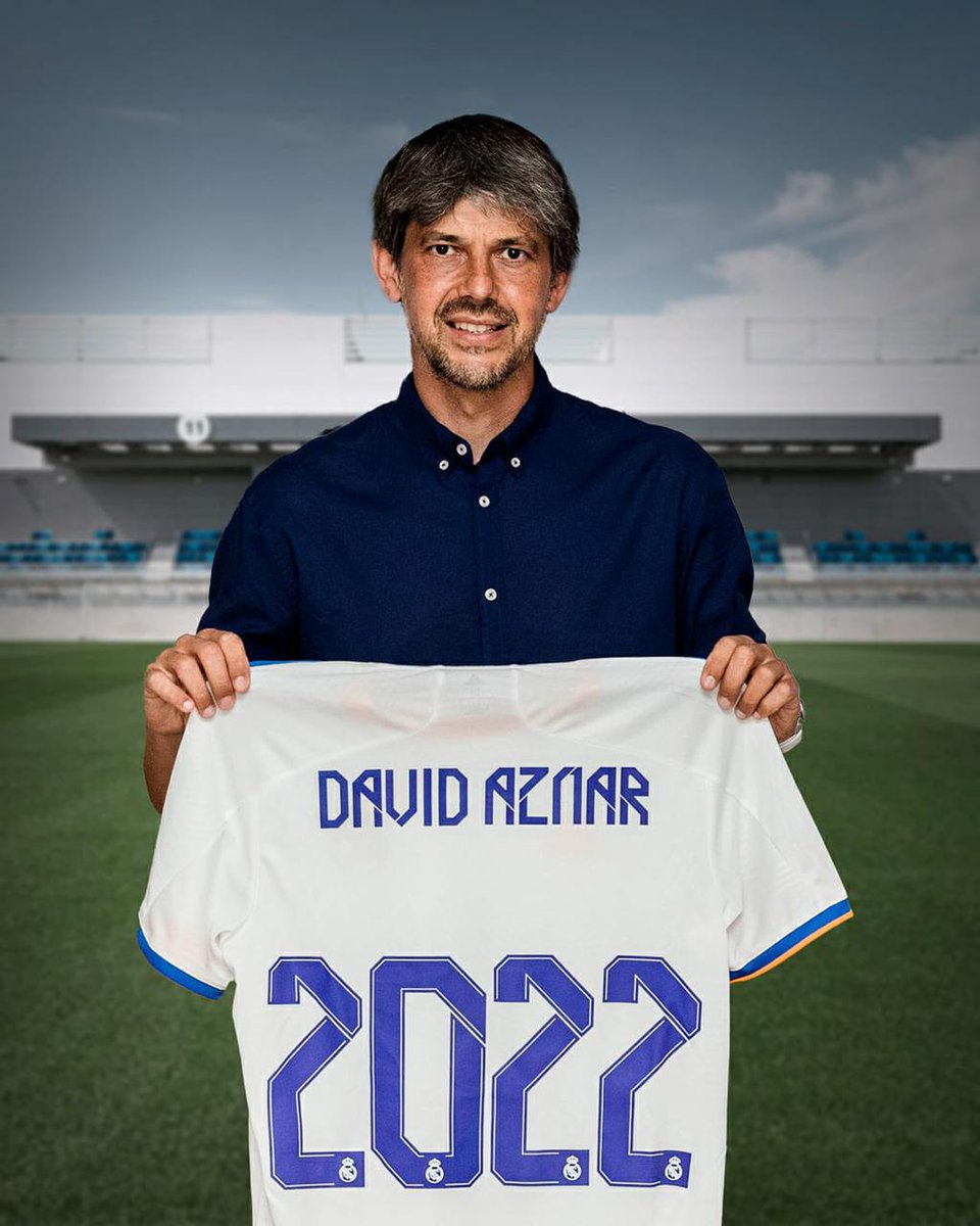 PenaMadras's tweet photo. David Aznar,Real Madrid Feminine head coach contract has been extended till 2022!🤍📝🤝
#PeñaMadras #HalaMadrid #DavidAznar https://t.co/ArI6eAtkYm