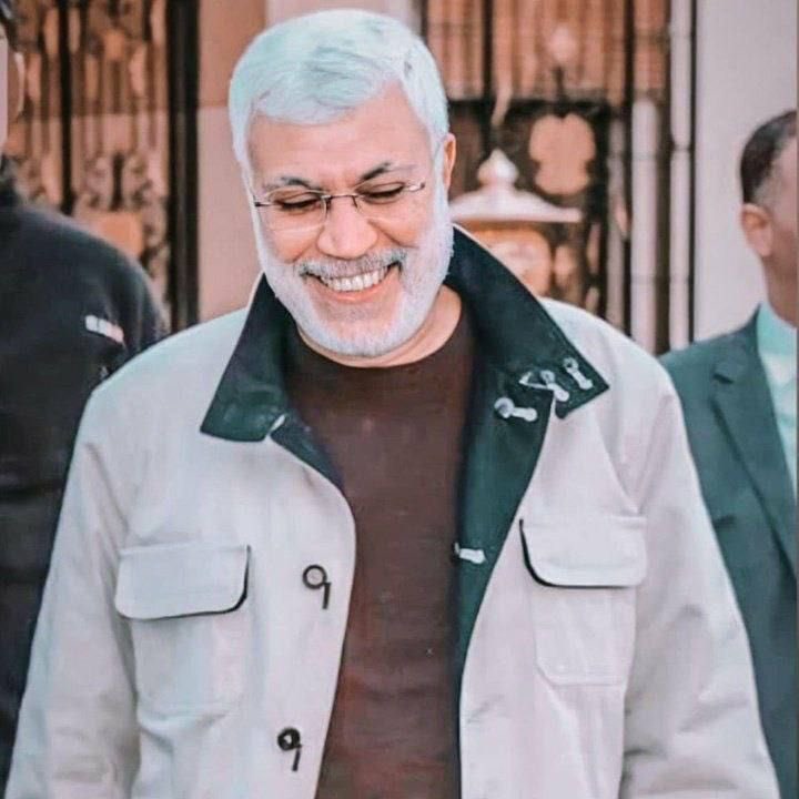 باجر الشايب يجي بهيئة ورد
يحضر استعراض ميلاد الحشد.✨❤️
.،،،
#استعراض_عيد_الحشد