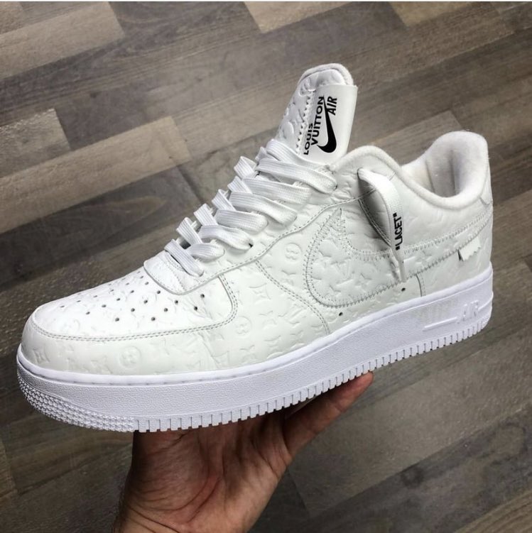 Shtreetwear's tweet photo. The Louis Vuitton x Nike Air Force1’s Can be Worn as Mids or Lows (Only Certain Colorways Have This Removable Ankle Piece Feature) https://t.co/5yDZ1iW7C0