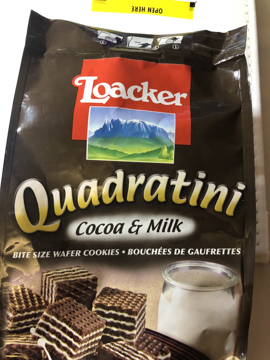 airariar's tweet photo. bought this last week
after almost 3 years
i have to say
i was so moved by how easy it was to open it
oops
like those potato chips by lays https://t.co/Myt4zAU9Vk