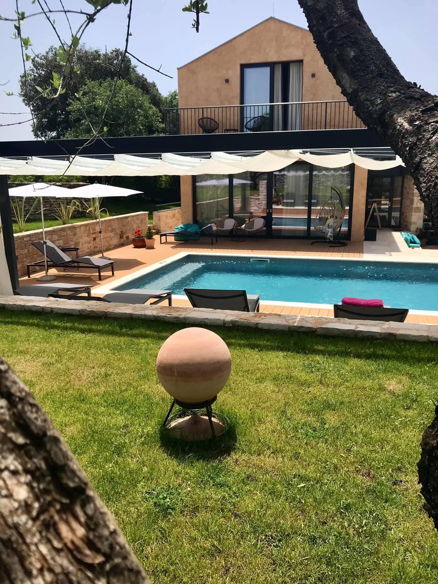 Tafosaudio's tweet photo. Awesome audio installation with Architettura Sonora Sphere 360 at Villa Puntulina 
#tafosaudio #Slovenija #Hrvatska #istra #terramagica https://t.co/PQxBDbkfjr