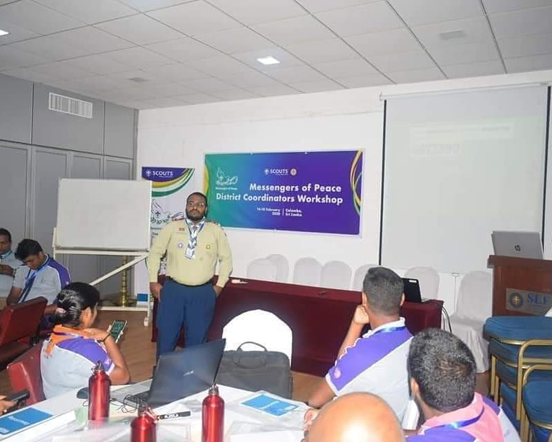 MFauzoon's tweet photo. I am committed to build a culture of peace to fight against prejudice and racism to mediate tense situations and resolve conflict.
#Fauzoon4YA #Scouts #scoutsMv #WSYF #ScoutYouthForum https://t.co/taJVKfPAaX