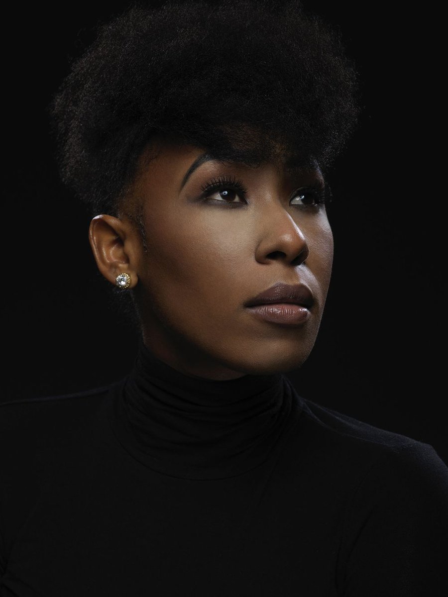 MplsDowntown's tweet image. Samantha Moon is the first performer for the new summer concert series at The Commons. Join us July 1st, 5:30-6:30pm, and every #DowntownThursday after that through August for incredible live performances. Learn more about Samantha's music here: samanthamoonmusic.com/music #mymplsdt