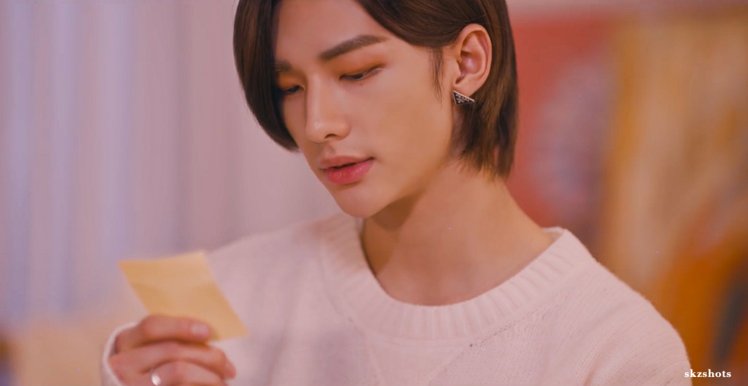 skzshots's tweet image. 🤍