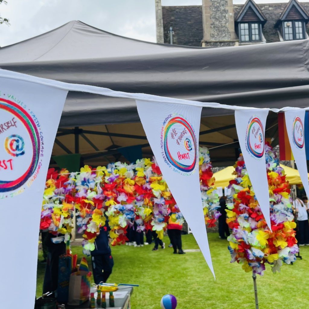 cloudmps's tweet photo. Proud to have played apart in @HurstDiversity @Hurst_College #HurstPride launch this afternoon 🏳️‍🌈 🏳️‍⚧️ #BeYourself https://t.co/ijrm1apOFN