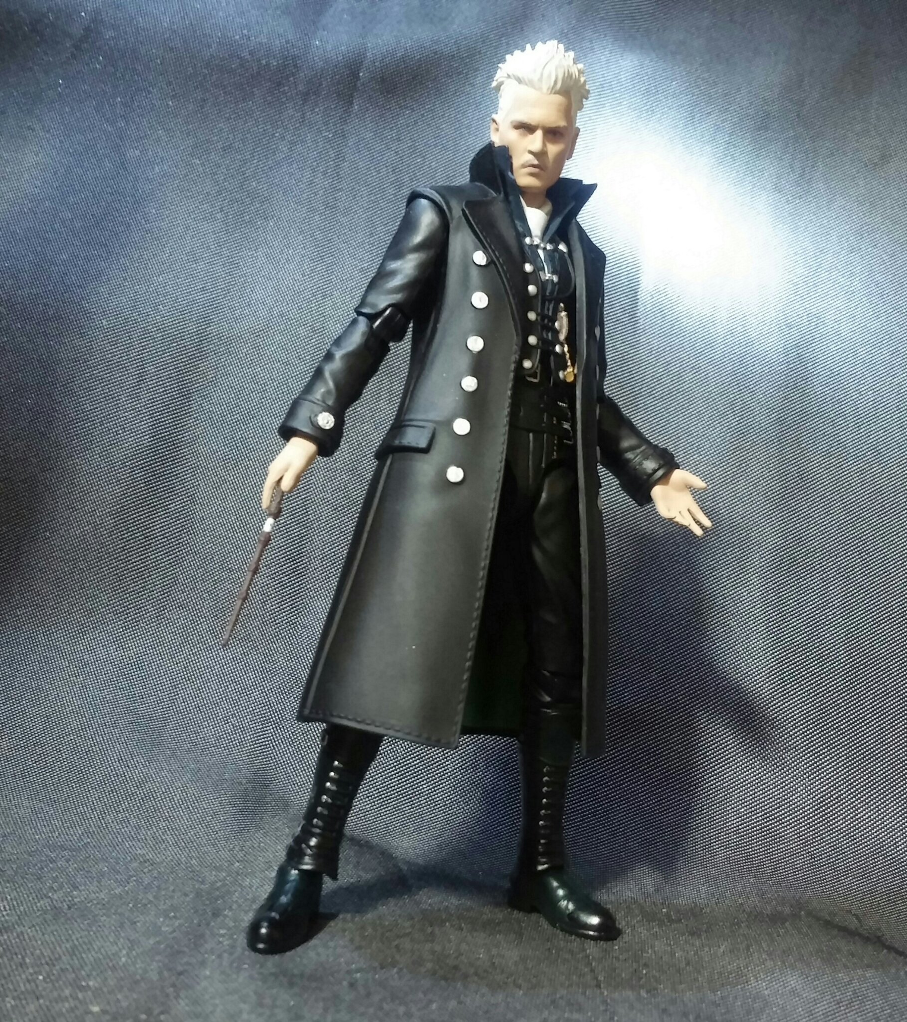 MAFEX ファンタスティック・ビースト グリンデルバルド フィギュア