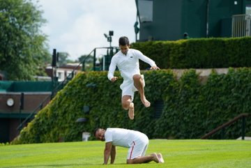 E4vRQ5MXwAEtP5c?format=jpg&name=360x360