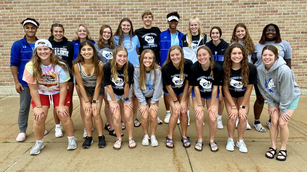 BCHSAAD's tweet image. Good luck to our @BCBoysTrack @BCGirlsTrack teams as they head to La Crosse to compete in the @wiaawistate track &amp;amp; field meet. Proud of you all!