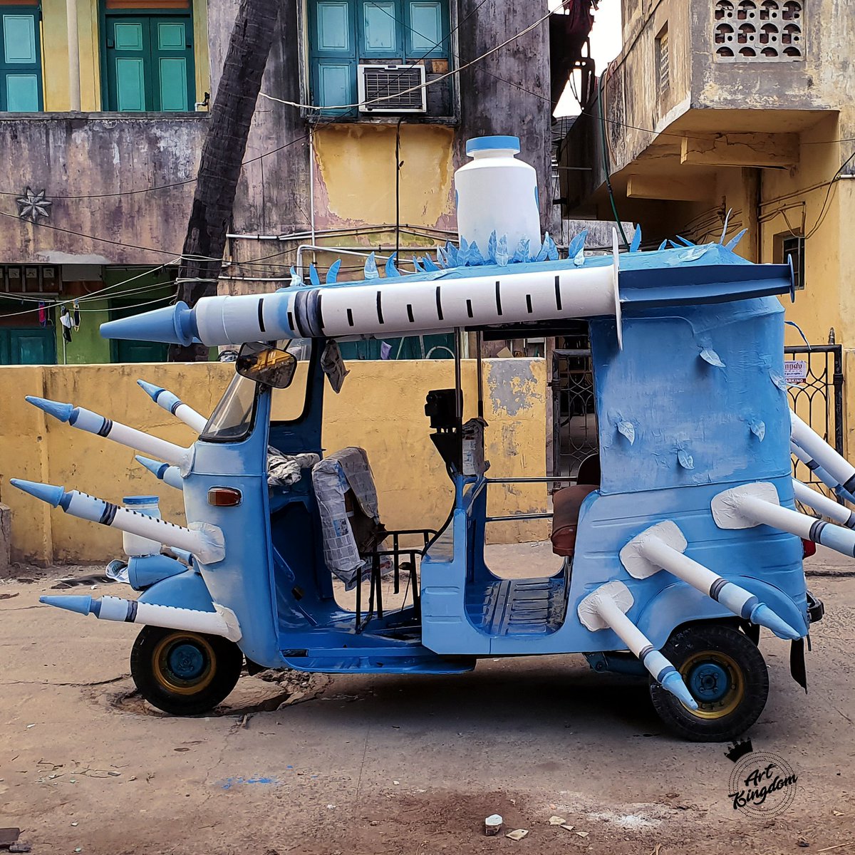kinggowtham's tweet photo. #Vaccineauto a creative to create more awareness on vaccine to each corner of the city. We created with 70% of waste materials. Injections are made with waste pipes. First in world to raise such awareness. Thank u @albyjohnV sir.
#chennai #sustainability #proud https://t.co/xoNGQXcJdb