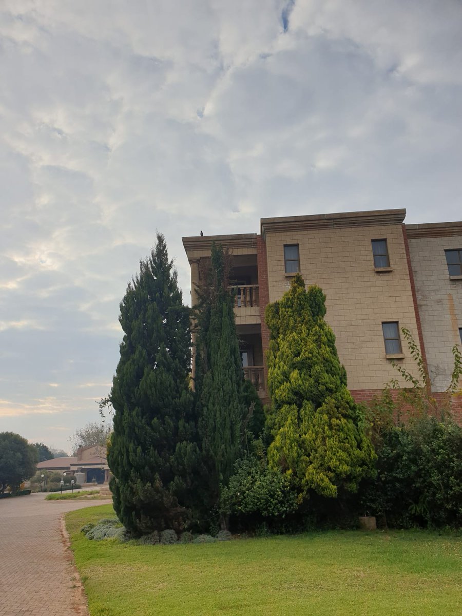 OrionHotels's tweet photo. @VelmoreHotel features unique architecture, combining both modern and traditional elements, with a hint of French architecture combined with well-manicured lawns.

We can't wait to welcome all our guests back to ...
#VelmoreHotel #OrionHotels #Erasmia #Hotels #Pretoria #WeMissYou https://t.co/pqJ9nL6yTQ