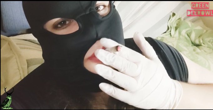 Smoking f3tish with my maske https://t.co/XmzGIKaQjp<a href="/tag/xhamster"class="tags"><span>#xhamster</span></a>