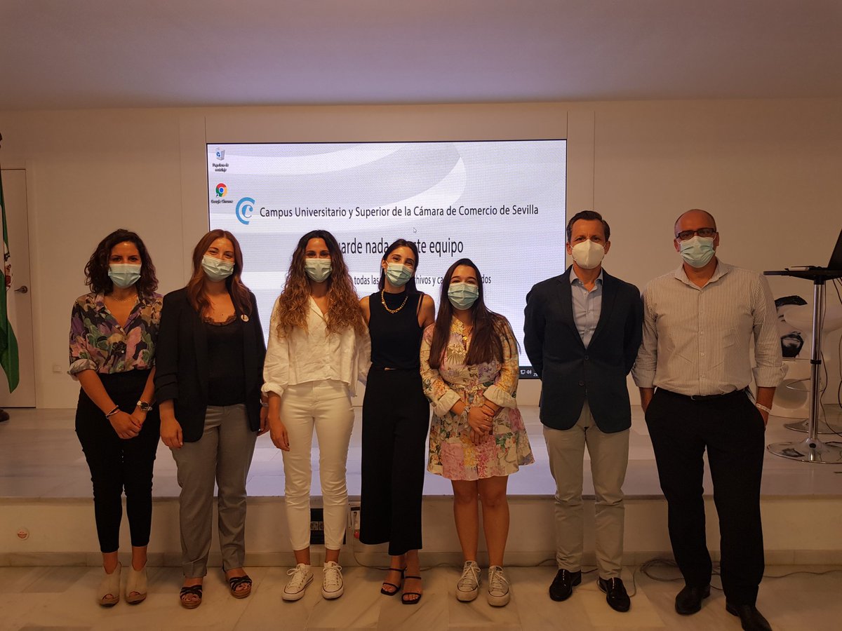 ProtagonistasC's tweet photo. Muy grandes nuestras compañeras del equipo lidera en su #TFMprotagonistas . Emocionados con la gran labor de la asociación Marco Luna https://t.co/lIpuFxfL0M