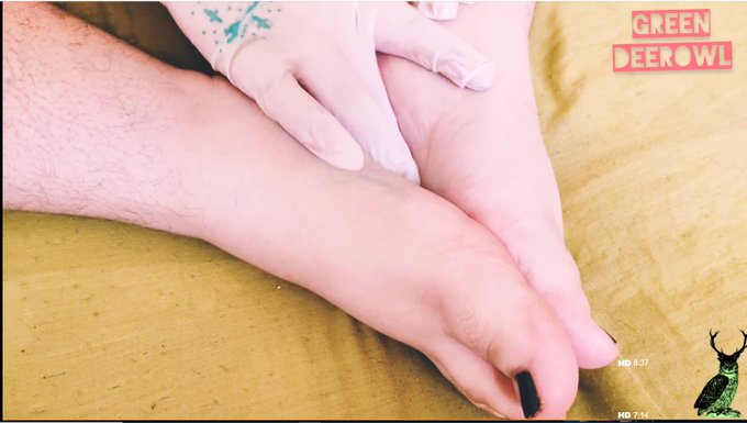 Foot f3tish :P and medical gloves https://t.co/et04G2UNnx<a href="/tag/icecream"class="tags"><span>#icecream</span></a><a href="/tag/lips"class="tags"><span>#lips</span></a><a href="/tag/fetish"class="tags"><span>#fetish</span></a><a href="/tag/ph"class="tags"><span>#ph</span></a>