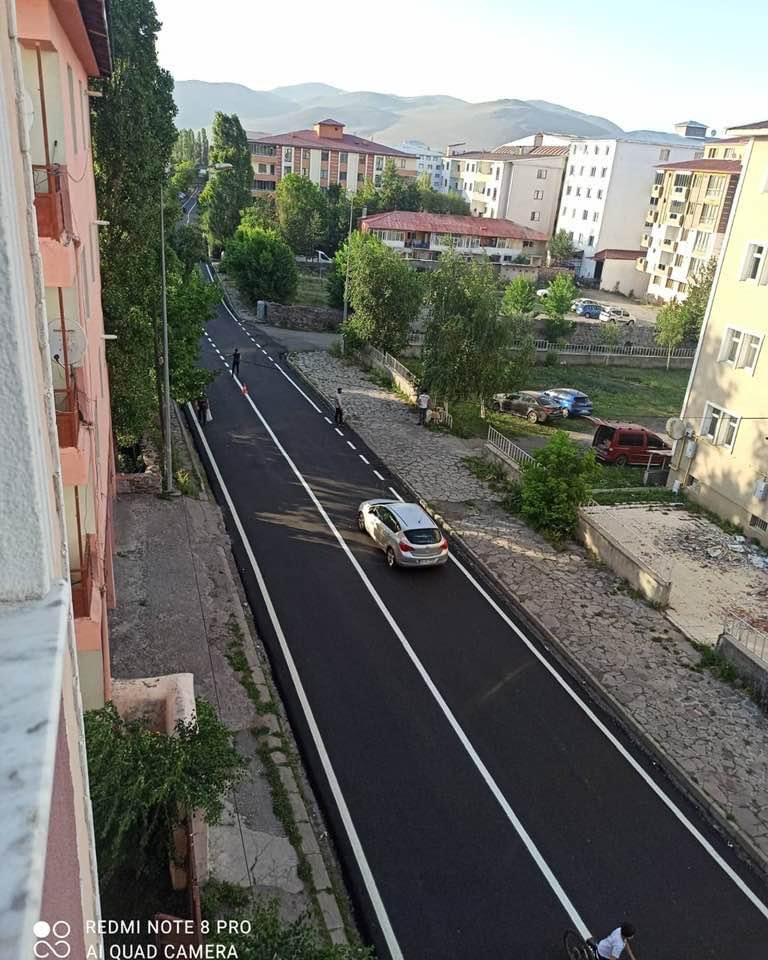 İyi geceler CAN ARDAHAN ımmm.    Ne dediysek o.                             Asvaltsız yol kalmayacak.