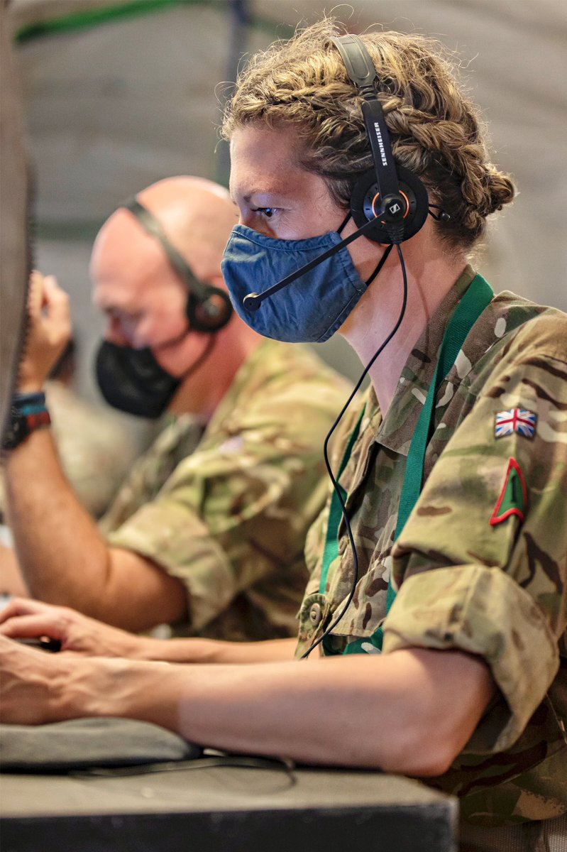 1ArmdInf's tweet image. The heat is on! 🔥☀️

The 1 Bde HQ deployed in full on #JWA21 and ran through numerous planning and execution cycles.

This enabled us to support our Multi-National HQ under @4thInfDiv alongside our @USArmy, @AustralianArmy and @CanadianArmy brothers and sisters.  

#britisharmy