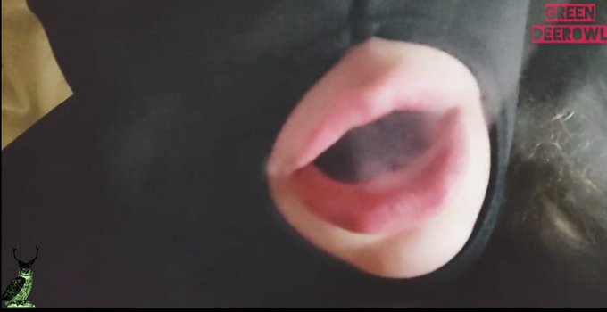 My smoking red lips https://t.co/A0JHD1m3gw<a href="/tag/xhamster"class="tags"><span>#xhamster</span></a>