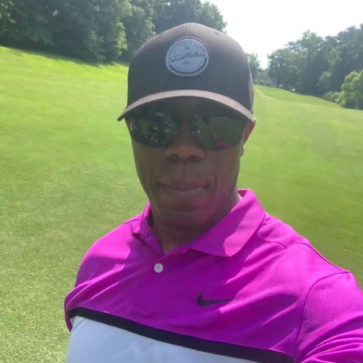 1Vanguard's tweet photo. Happy Friday!!!! Health is wealth. Day-27 - Train To Reign!!!! Let’s Go!!!! Paying rent on this body!!!!!! #beatingthisbody #sixtydaytransformation #transformingmindbodyandspirit #leanbody https://t.co/fjpDmLTI89