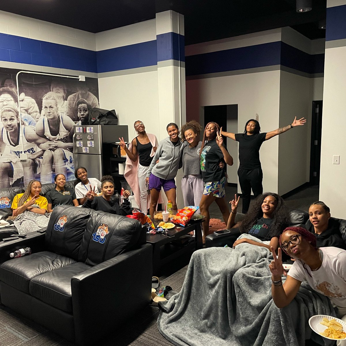CoachKNMac's tweet photo. Movie night with the team  was a success last night 😍#missing1 https://t.co/1yK3FKzHdP
