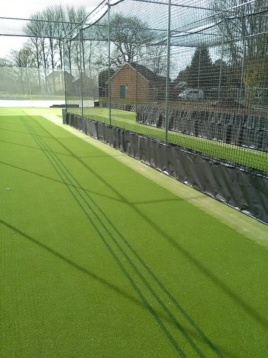MarkCoeshawNS's tweet photo. A fantastic recent Triple Practice Facility installation at Wellington Cricket Club in Somerset by @NottsSport Cricket South Licensee @SCSlatter. Contrast Green Coaching Aids selected to all #NGUltra lanes complete with back stop, rodent stability skirt etc. 👌 https://t.co/jYwZYEcfHk