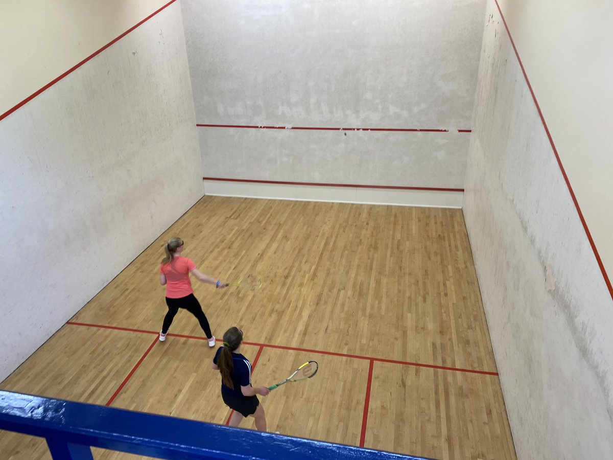 strath_sport's tweet photo. Friday night Squash and Fives club in full swing!
#StrathSquash #ScottishSquash #Fives https://t.co/0FCYzwsUMw