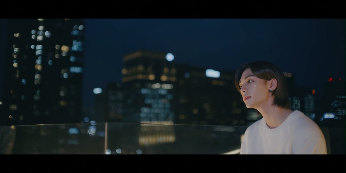 daictzzz's tweet photo. #Hyunjin HYUNJIN VOLVIO CTM https://t.co/qXkwsh7tLt