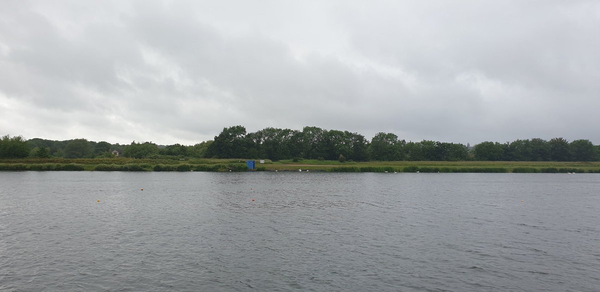 rowing_study's tweet image. Weather isn't really being kind on the rowers today☹ #BUCSRegatta