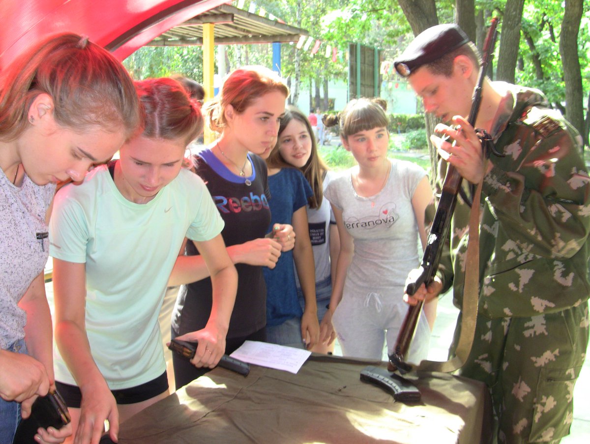 Вчера в нашем лагере прошла военно-спортивная игра "Зарница". <a href="/depsamobr63/">Департамент образования Администрации г.о. Самара</a>