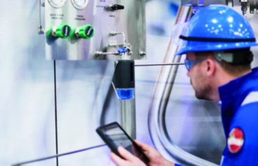 Swagelok's tweet photo. Unsure whether #grabsampling or online analysis is the best option to monitor your process conditions? We put together this checklist to help guide you: https://t.co/QzzPvRBFwz https://t.co/bbvlHMnBIP