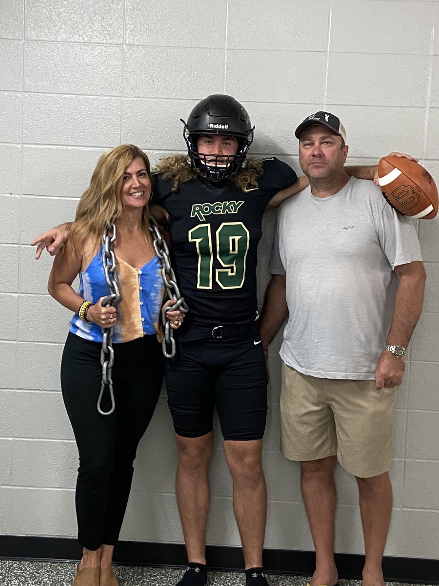 Willis19Matthew's tweet photo. Had a great Tour and Camp and I’m honored to say i’ve received an offer from @Rocky_Football thank you for the great experience @Coach_Stutz can’t wait to here more!! @SpiceBoy408 @papirican21 @CaliBloodLine81 @AZcoachHenri https://t.co/60itDnqjdC