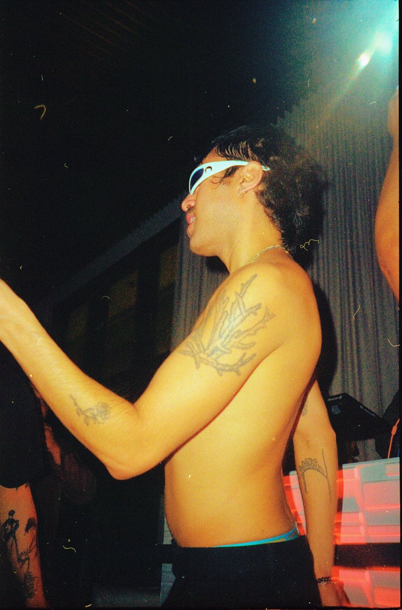 goddesszephyrina tweet media