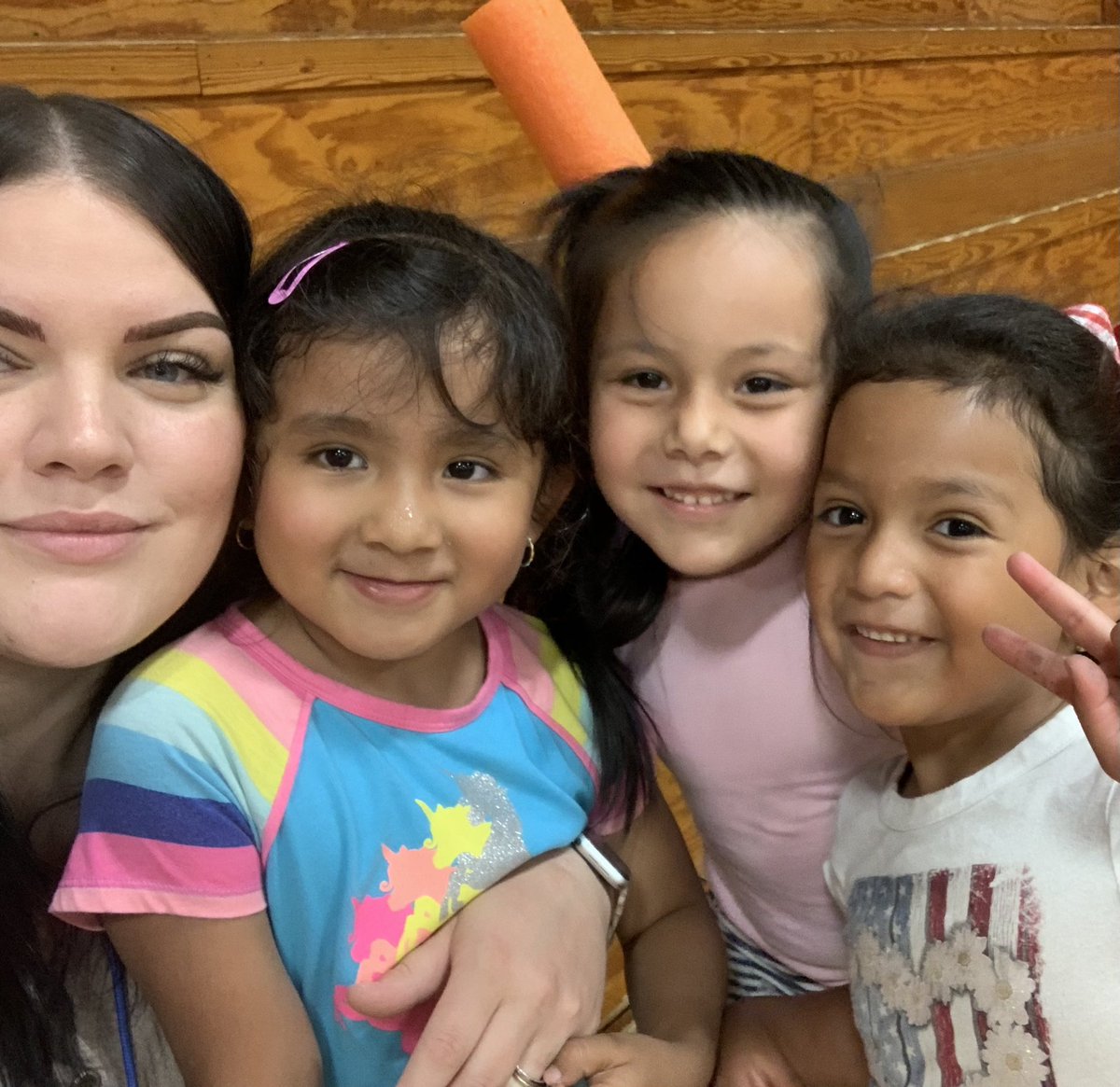 PrincipalPonce's tweet photo. Hanging with my summer school buddies 🥰 @HartsBluffISD https://t.co/Igrz9gEdRd