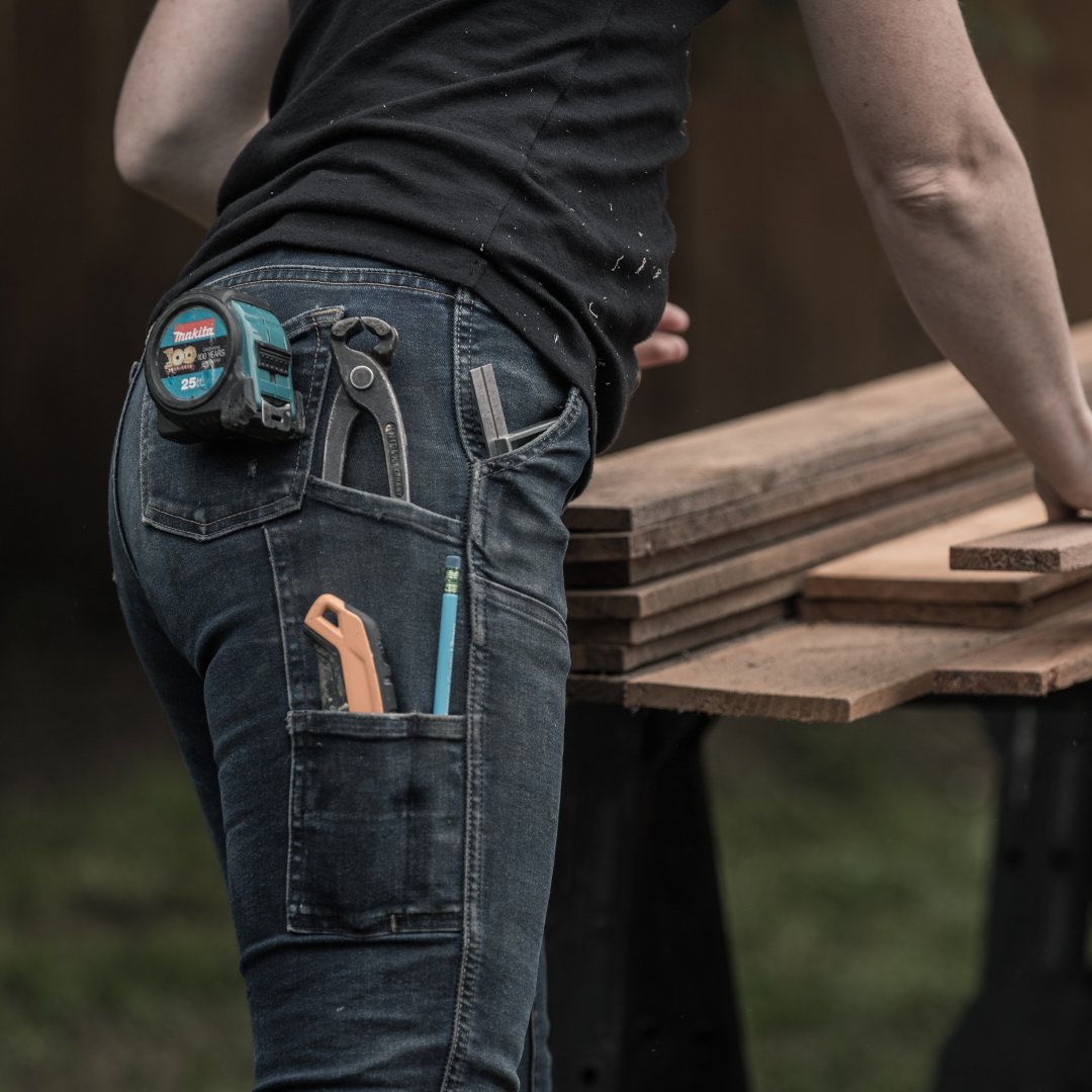 The Workwear Store tweet media