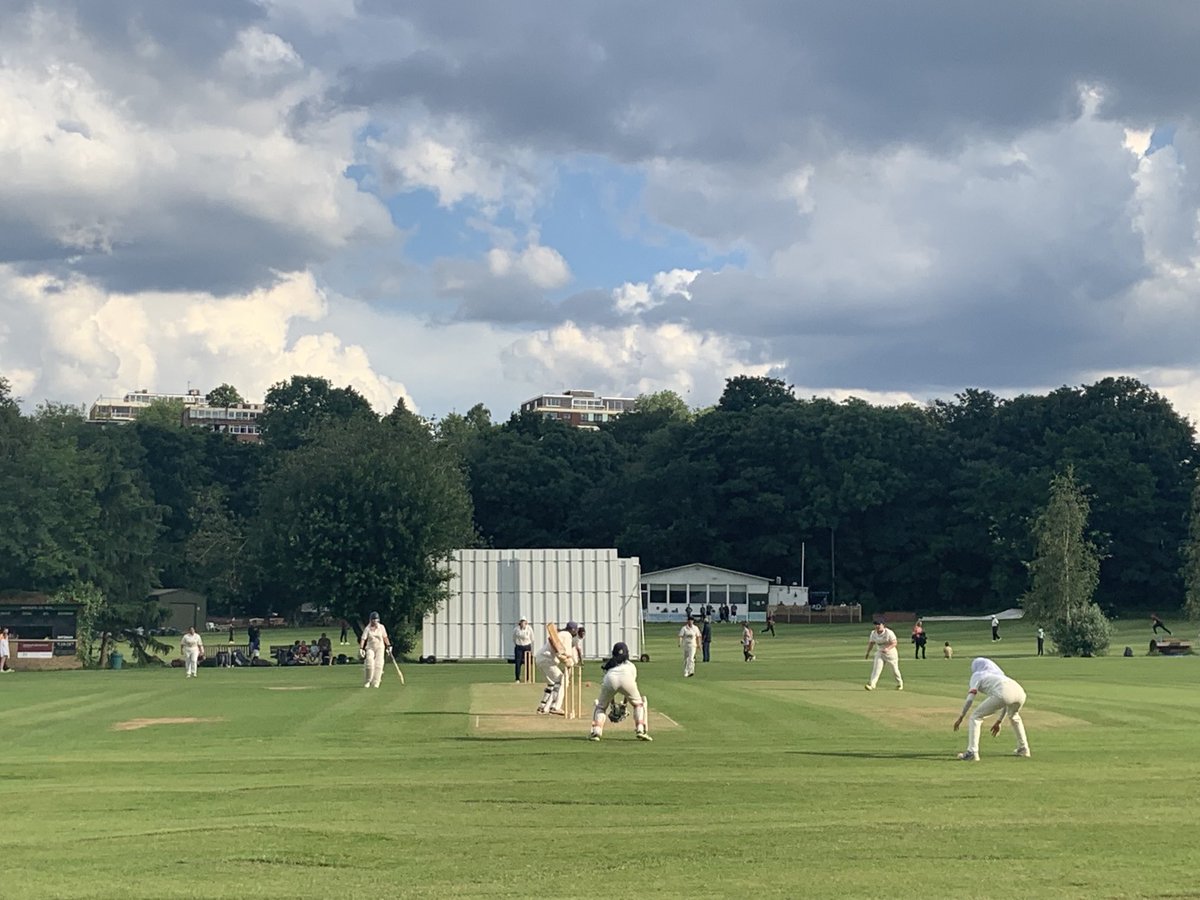 NatAsianCC's tweet image. Fantastic to get the ladies game against the ⁦@MCCOfficial⁩ up and running ⁦@HighgateCLTC⁩ in front of a healthy crowd! ⁦@RegalFoods⁩ #DevelopingPartnerships #EmpoweringOpportunities 🏏