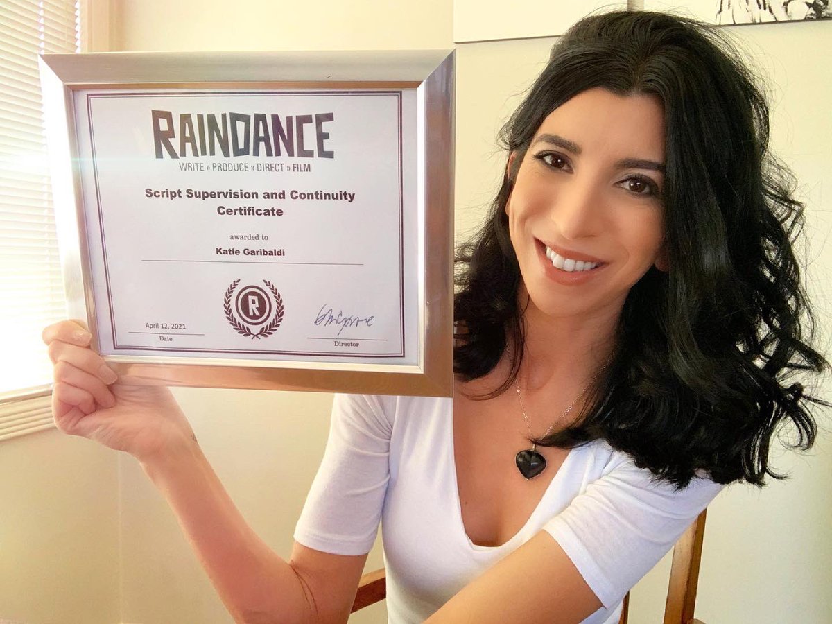 katiegaribaldi's tweet photo. It’s framed so that means it’s official now!💥 Got my Script Supervision &amp; Continuity certificate from @Raindance w/ outstanding script supervisor/instructor Timothy Hunt.🤓✏️📋🎞#learningallthethings #scriptsupervision #scriptsupervisor #scriptsupervising #continuity #filmmaking https://t.co/82QqSl7xTo