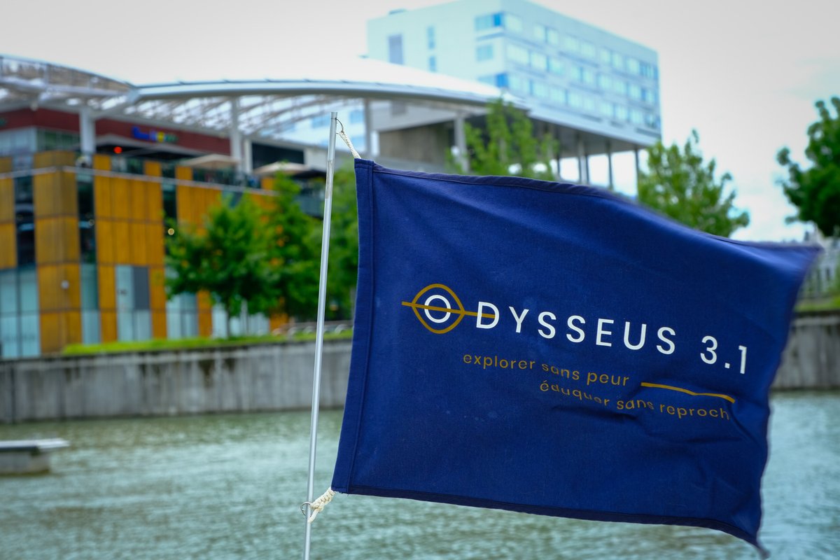 AssoOdysseus31's tweet photo. On vous attend demain à partir de 10h30 au VILLAGE ODYSSEUS 📍darse de Confluence #Lyon 
Démonstration de plongée, présentation de nos actions... Présence de Yves Paccalet, biographe du commandant Cousteau, écrivain et philosophe pour une séance de dédicace. 
📷@elisabethrull https://t.co/eCEGUqBvbM