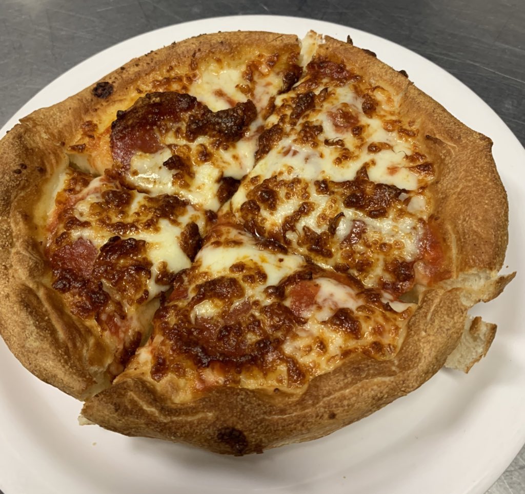 #FreePizzaFriday is here! Hit that RT button for your chance to win a free large one topping from Mister B’s! Must follow to win 🍕🍕