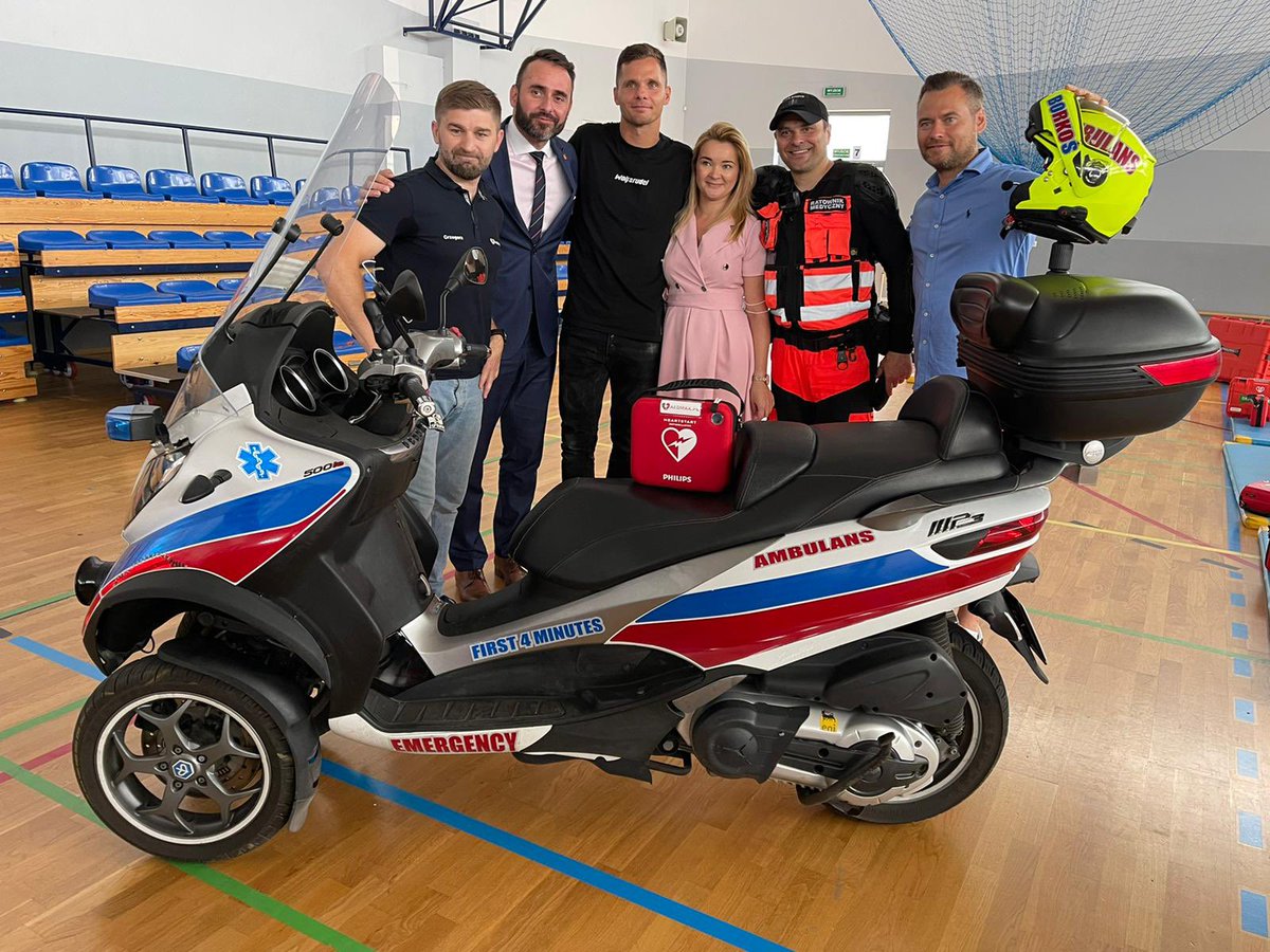 Marcin59198030's tweet image. Mocny skład zawitał do SP 356
Rafał @gikiewicz33 
Krzysztof@K_Stanowski @K_Stanowski 
Borkoś @Marcin59198030 
Burmistrz @GrzegorzKuca 
Pani Dyrektor SP 356
Michał Pyka @AedmaxPL