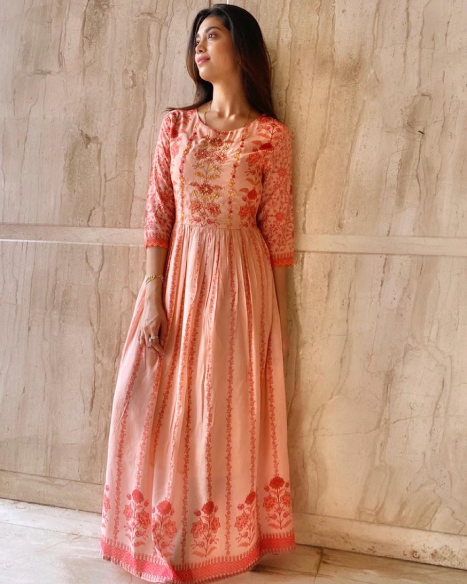 DiganganaS's tweet photo. ❤️❤️❤️❤️ https://t.co/6RjlVuaAGr