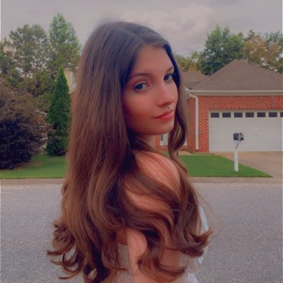 leahstar392's tweet photo. #NewProfilePic https://t.co/PsxBjqu0ik