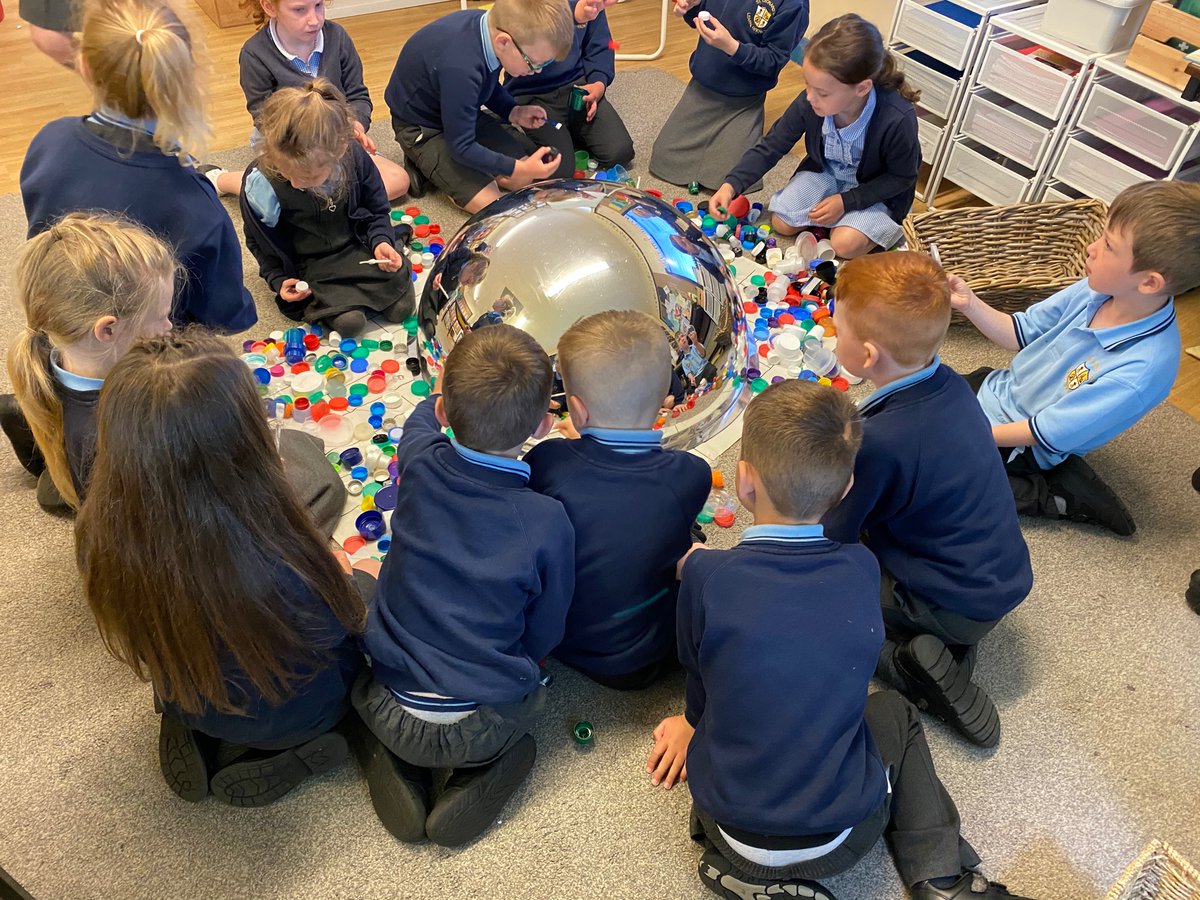 St_Leonards_RC's tweet photo. Jellyfish in progress! Thankyou to everyone for the bottle top donations! Please keep them coming as our jelly fish is a big guy!๐๐ #stleonardsmaple #stleonardsgeography #messageinabottletop https://t.co/JqvHHnIFqL
