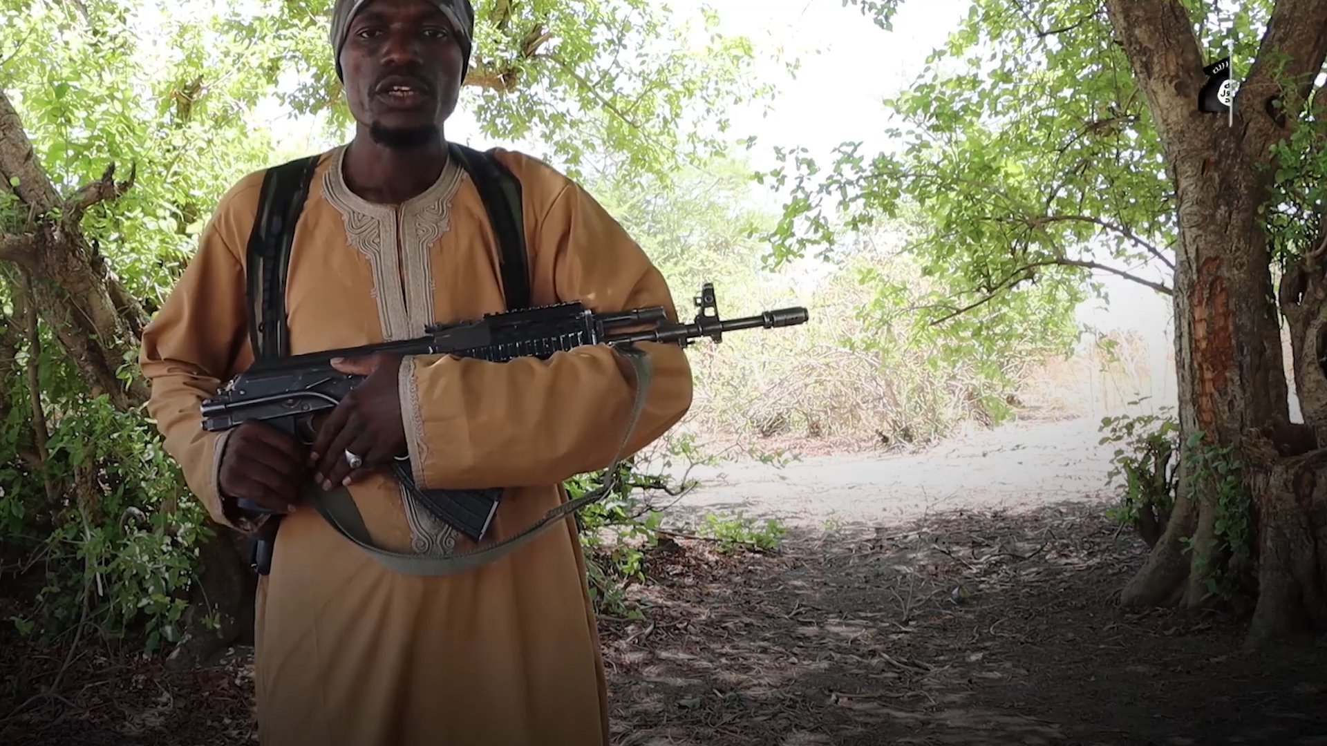 War Noir Nigeria Iswap Recently Released A New Video Of The Speechments Of Their Militants Militants Can Be Seen With Polish Fb Beryl M762 Modified Romanian Pm Md 90 Perhaps