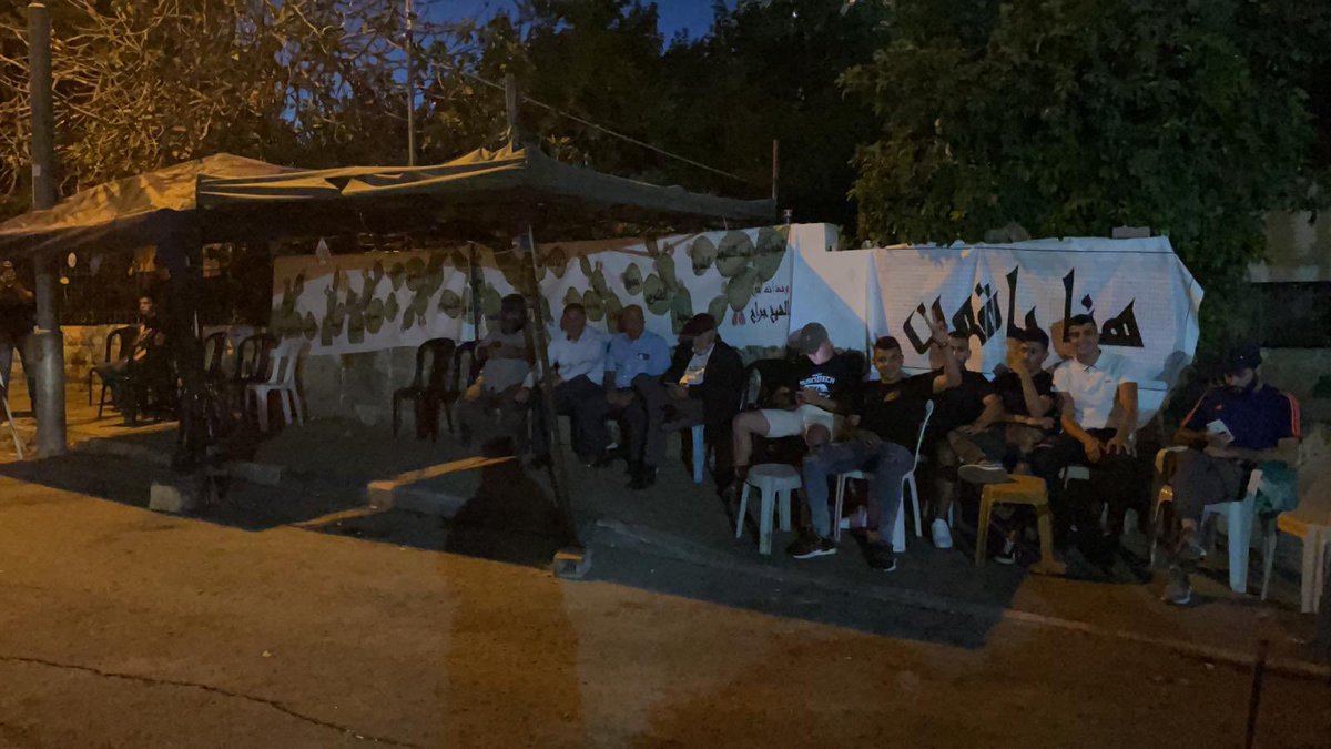 m7mdkurd's tweet photo. Sheikh Jarrah tonight. There’ll likely be police violence—we know this pattern. There will be sound bombs, there will be rubber bullets. Don’t wait until you see images of the violence to mobilize, to protest. Plan your next protest now. #SaveSilwan #SaveSheikhJarrah https://t.co/f8iRzBocC6