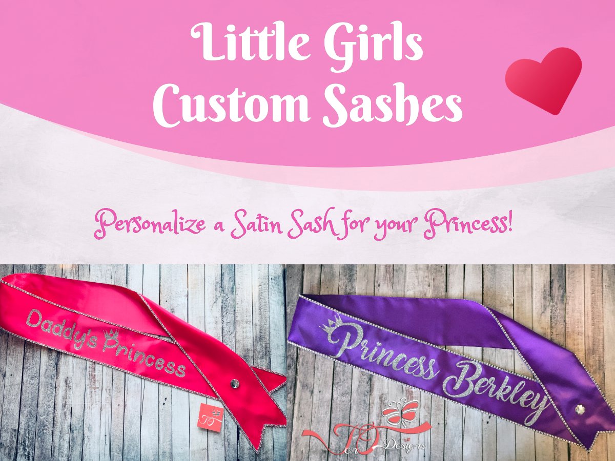 JenO_Designs's tweet photo. Perfect for the Little Princess in your life! 
Available to personalize in my #etsy shop
https://t.co/eqds71klQO https://t.co/yrmJW87T27