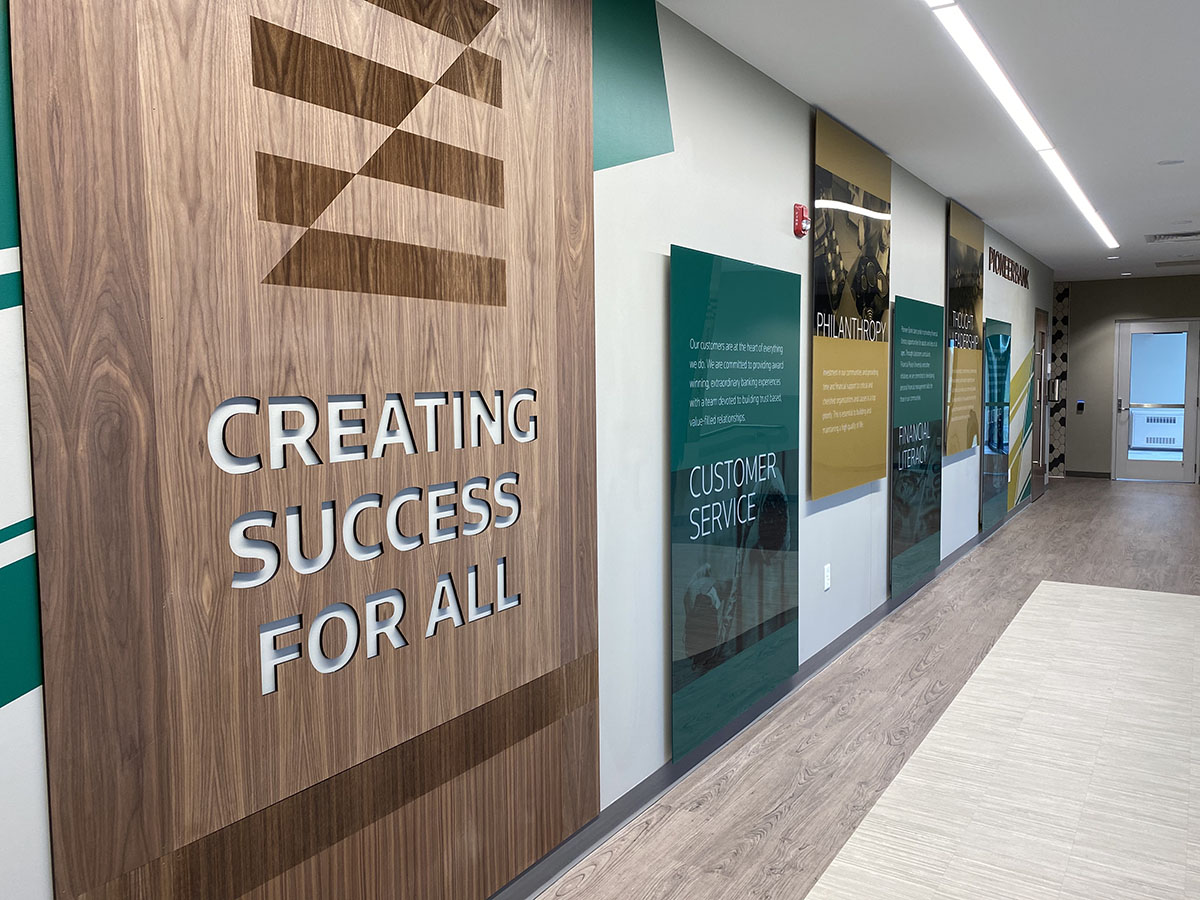 PresenceMaker's tweet photo. From tradeshow booths and displays, to interior and exterior signage, our team at PresenceMaker has a knack for activating brand-smart environments to make your business shine. Learn more: https://t.co/FqFNQWy4gc #EnvironmentalWork #Signage https://t.co/IeCku7ppGd