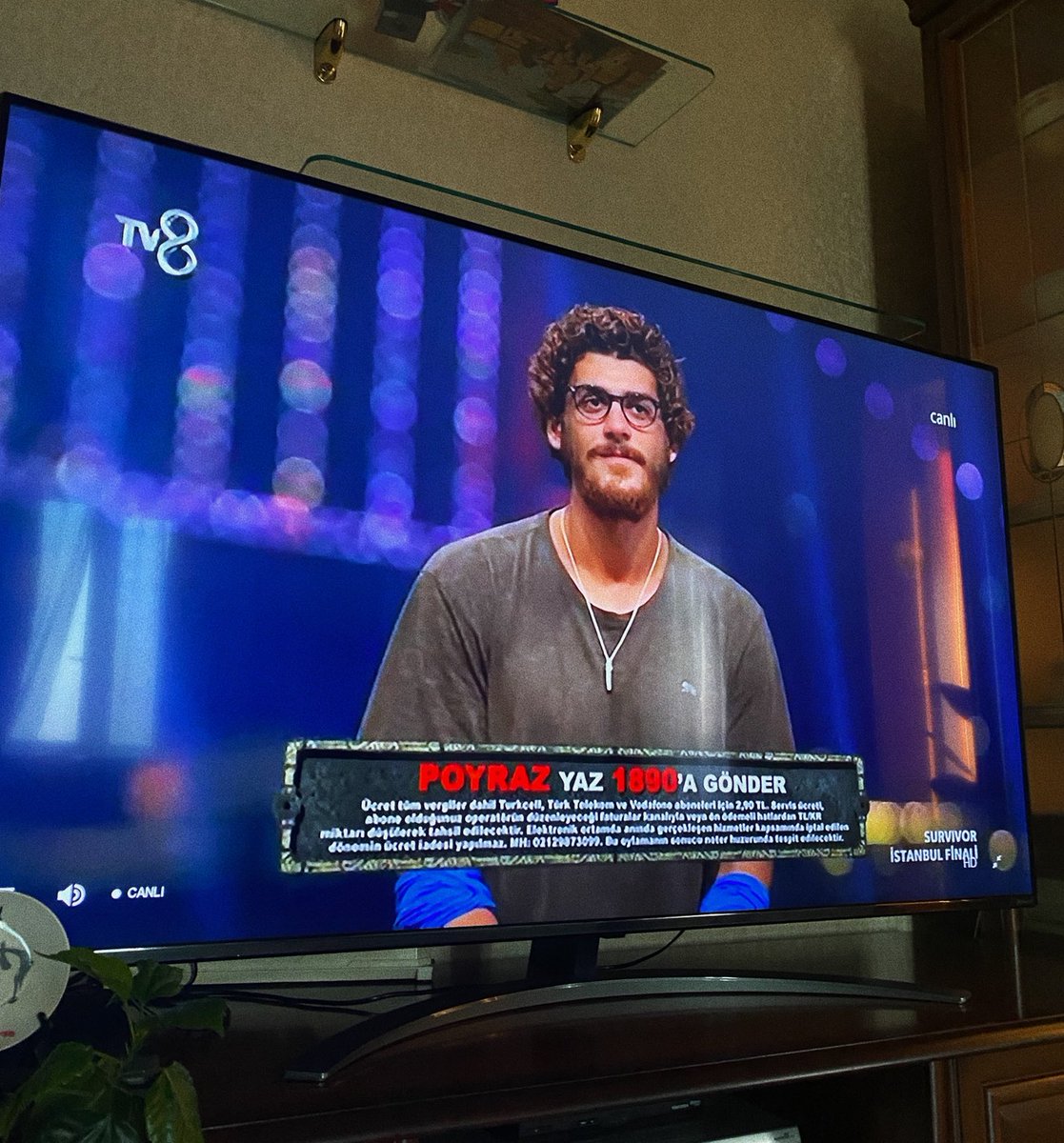 Hak edene hakkını vermek zamanı 🙌 o kupayı Bodruma göndereceğiz İnşaAllah 
Hep beraber POYRAZ YAZ 1890A GÖRE 🚨❤️❤️❤️ #yigitpoyraz #survivor2021 #ayraz #ayfc #ayşeyuksel