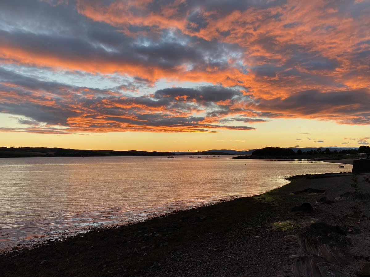 Beautiful Fairlie at sunset 😎 #Scotland #ScottishSunset #SummerNights #Fairlie