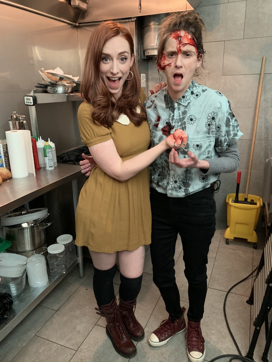 TheStylistFilm's tweet photo. What ya watching tonight?! ✂️🩸
May we suggest THE STYLIST now available on VOD!  
Also streaming on @ARROW_Player. 
#thestylist #fridaynight #horrormovies https://t.co/kqFttIPk7h