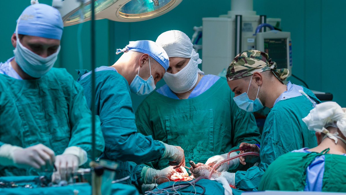 drsamantha_p's tweet photo. Why enough women don't make the cut.  Read my latest article: https://t.co/WGXsGbgInH
#womeninsurgery #equality #diversity #ILookLikeASurgeon @RACSurgeons @WomenSurgeons @WomenSurgeonsUK @RCSNewEngland @USANZUrology @RASACS @1001cuts @SWIUorg @UnivSurg @nytimes @Forbes @HuffPost https://t.co/z2Rda3CjQQ