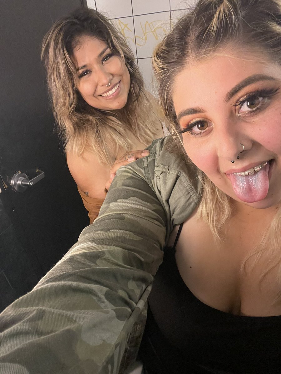 smthinglavender's tweet photo. Thank you to these two cuties last night at #Apt503 in K-Town for turning in my phone when my drunk ass left it behind in the bathroom ๐ฅบ๐๐ฅบ๐๐ฅบ๐ yโall the real ones!!!! https://t.co/K0YzhbEIUm